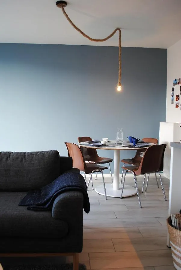 Modern, Gezellig Vakantieappartement Met Ruim Terras In Oostende Apartment Ostende